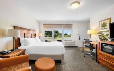 Photo 2 - Best Western Driftwood Inn