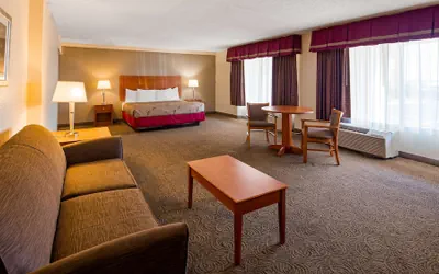Photo 4 - Best Western Thunderbird Motel
