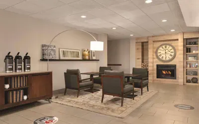 Photo 5 - Country Inn & Suites by Radisson, Port Clinton, OH