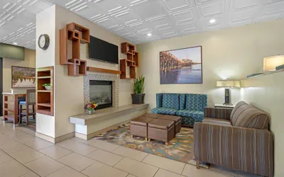 Photo 3 - Best Western Plus South Coast Inn