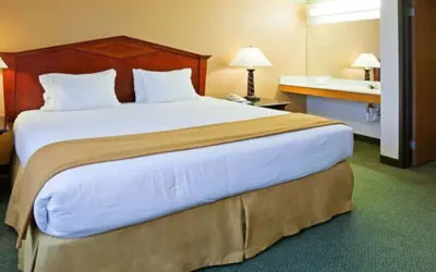 Photo 5 - Blue Way Inn Eagan Extended Stay Minneapolis Airport Eagan North MN