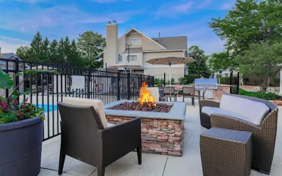 Photo 2 - Residence Inn By Marriott Chicago Deerfield