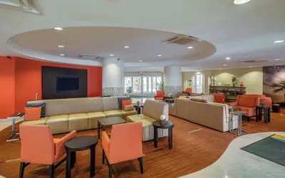 Photo 4 - Courtyard by Marriott Jacksonville Beach Oceanfront