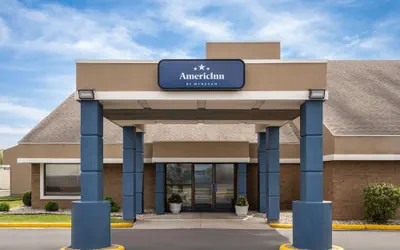 Photo 2 - AmericInn by Wyndham Marshfield