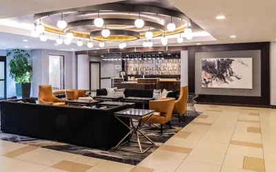 Photo 5 - Sheraton Ann Arbor Hotel