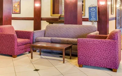 Photo 3 - Clarion Inn Fredericksburg North