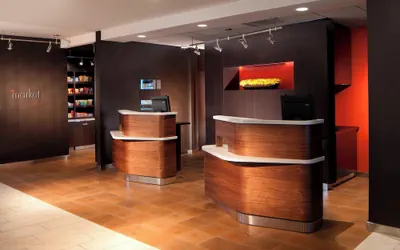 Photo 3 - Courtyard by Marriott Miami Airport West/Doral