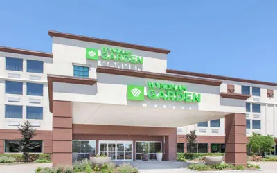 Photo 2 - Wyndham Garden Elk Grove Village/O'Hare