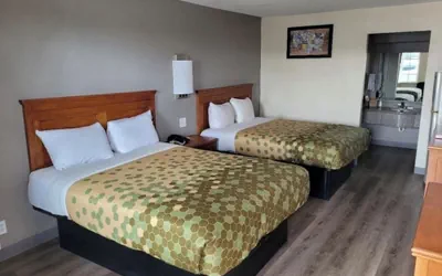 Photo 3 - Econo Lodge Temple