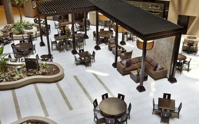 Photo 3 - Embassy Suites by Hilton Crystal City National Airport