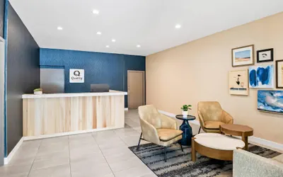 Photo 4 - Quality Inn & Suites Hermosa Beach