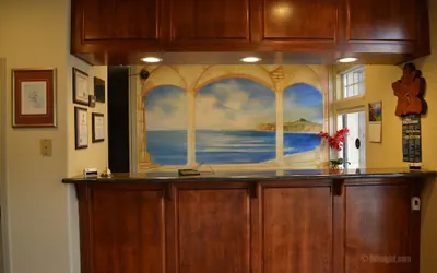 Photo 3 - Miramar Inn