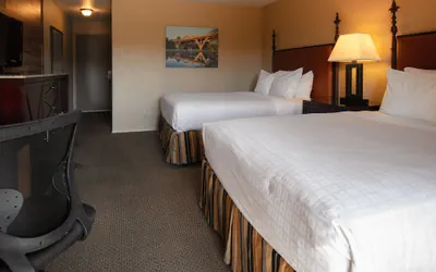 Photo 5 - Riverside Inn