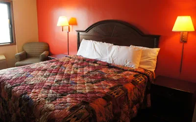 Photo 4 - Coratel Inn and Suites Maple Grove