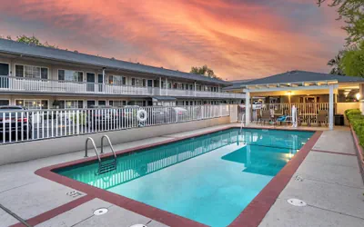 Best Western Town House Lodge
