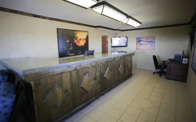Photo 3 - Best Western Paradise Inn