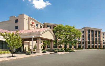 Photo 2 - Crowne Plaza: Philadelphia - King of Prussia by IHG