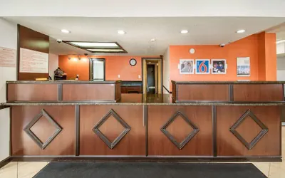 Photo 4 - Motel 6 Grove City, OH