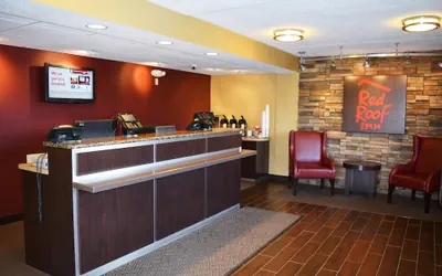 Photo 3 - Red Roof Inn St Clairsville - Wheeling West