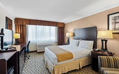Photo 3 - Executive Inn - Fort Lee