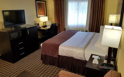 Photo 5 - Quality Inn & Suites Morgantown - University Area
