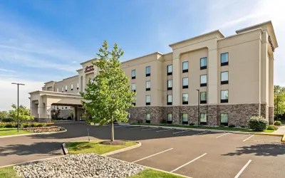 Photo 2 - Hampton Inn & Suites Philadelphia/Bensalem