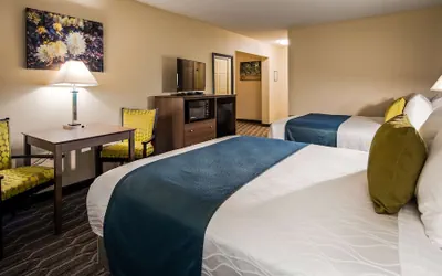 Photo 4 - Best Western Plus Yadkin Valley Inn & Suites