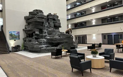 Photo 4 - Holiday Inn Great Falls- Convention Center by IHG
