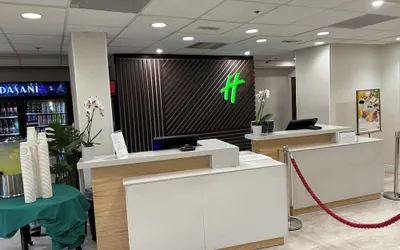 Photo 3 - Holiday Inn Great Falls- Convention Center by IHG