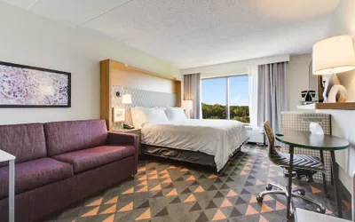 Photo 3 - Holiday Inn Chicago Nw Crystal Lk Conv Ctr by IHG