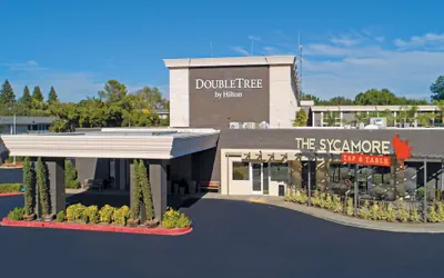 Photo 2 - DoubleTree by Hilton Chico