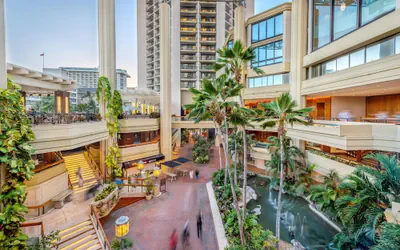 Photo 4 - Hyatt Regency Waikiki Beach Resort & Spa