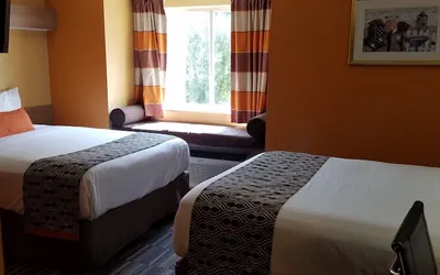 Photo 5 - Microtel Inn & Suites by Wyndham Gatlinburg