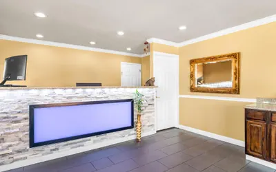 Photo 3 - Americas Best Value Inn & Suites Siloam Springs