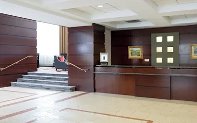 Photo 2 - College Park Marriott Hotel & Conference Center