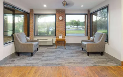 Photo 5 - Baymont by Wyndham LaGrange
