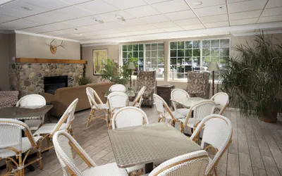 Photo 2 - Hilltop Inn by Riversage