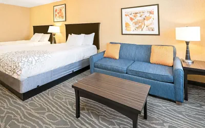 Photo 5 - La Quinta Inn & Suites by Wyndham Logan