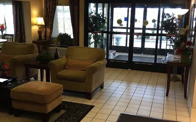 Photo 2 - Baymont by Wyndham Paducah