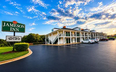 Photo 2 - Jameson Inn Perry