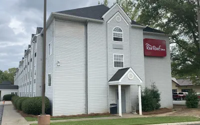 Photo 2 - Red Roof Inn Winston-Salem