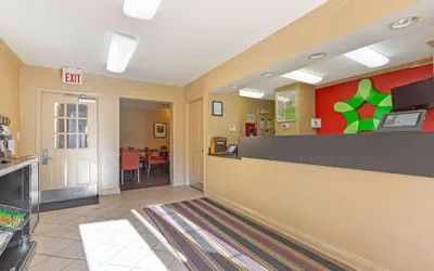 Photo 4 - Extended Stay America Suites Washington DC Falls Church