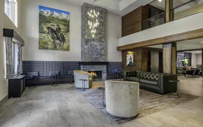 Photo 4 - The Newberry Hotel Bend, Tapestry Collection by Hilton