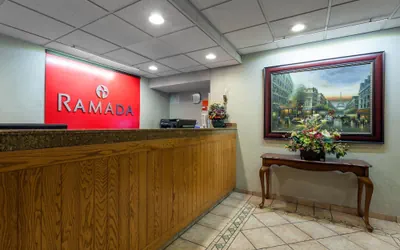 Photo 3 - Ramada by Wyndham SeaTac Airport North
