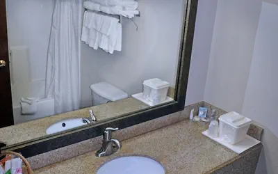 Photo 4 - Quality Inn Cedar Park - Austin Northwest