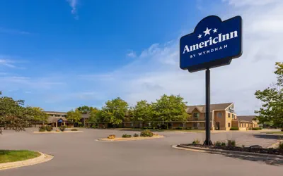 Photo 2 - AmericInn by Wyndham Mankato Event Center