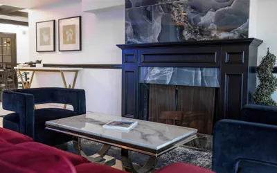 Photo 3 - Ascot Suites