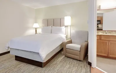 Photo 2 - Candlewood Suites Salina by IHG