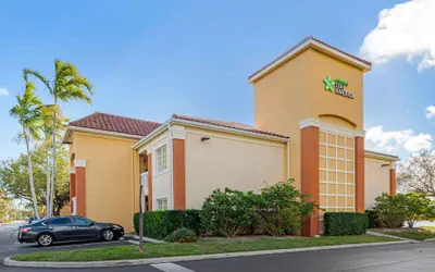 Photo 2 - Extended Stay America Suites Boca Raton Commerce