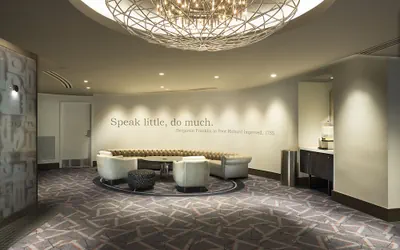 Photo 4 - The Windsor Suites